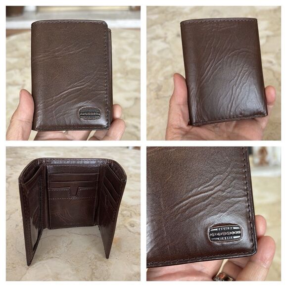 NWOT Fossil Leather Compact 3”x4” Trifold Wallet - Picture 1 of 14